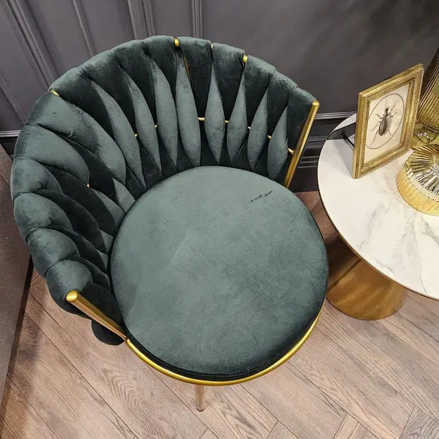 Velvet Throne
